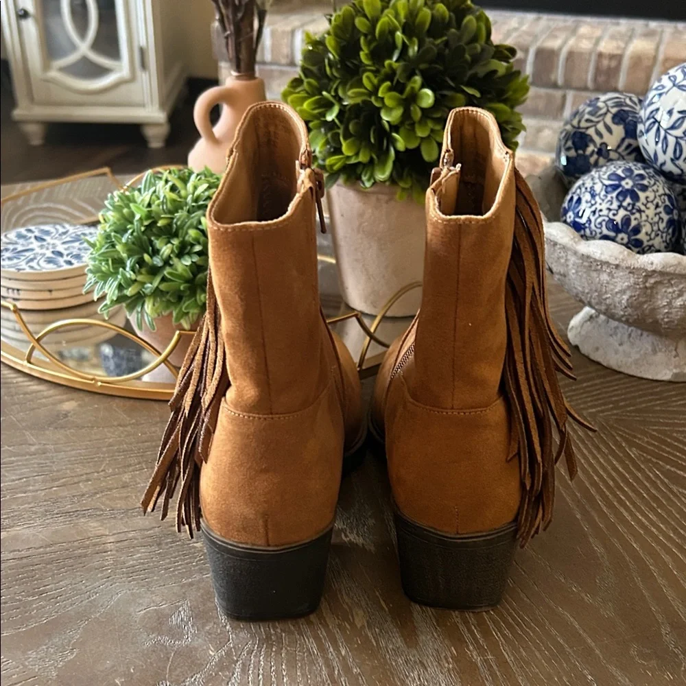 NWOT! Tan Faux Suede Western Fringe Low Heel Ankle Boots
